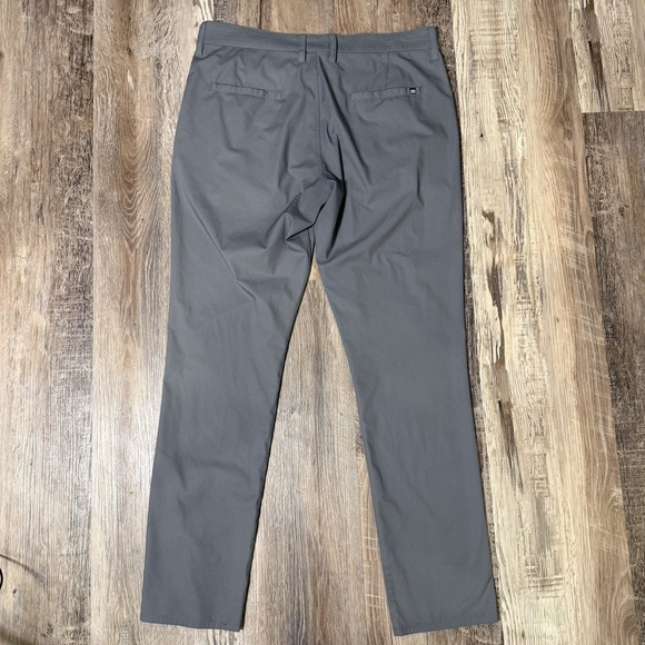 Travis Mathew Golf Pants Mens 34x32 Lightweight Performance Stretch Gray - Picture 2 of 5